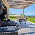 Arillas Villa