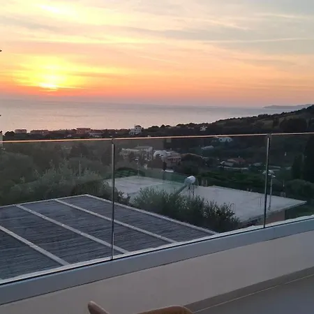 Villa Arillas